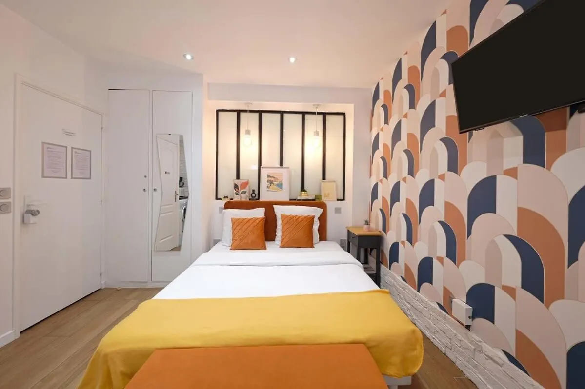 Apartment Beautiful And Cosy Small Studio Well Located Paris